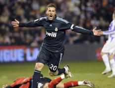 莎拉波娃巅峰对决，德罗巴与60激战中国队分钟，比分优势明显胜负难料！